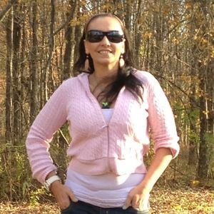 Meet your Posher, Melissa